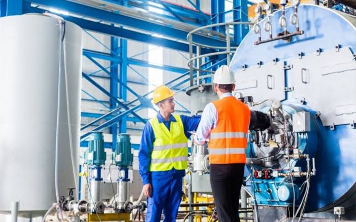 Site team coordinating at an industrial plant